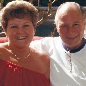 Meet your Posher, Gloria